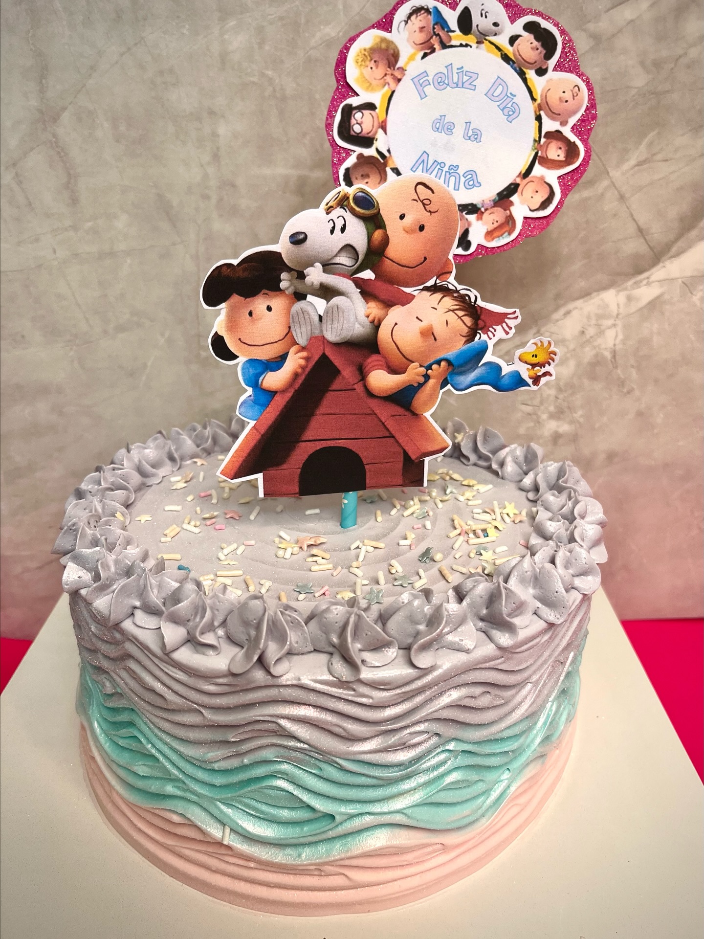 Torta Snoopy Feliz Día de la Niña