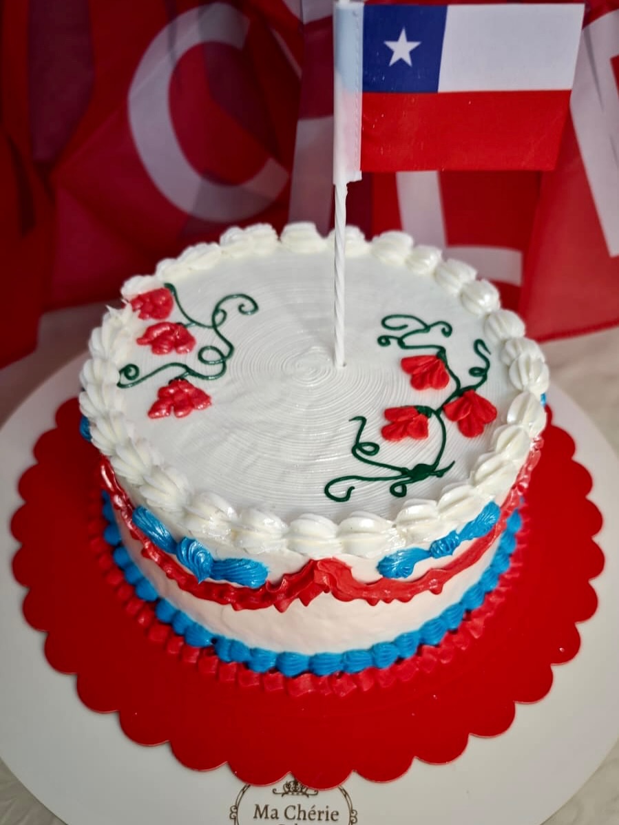 Torta patriótica chilena con bandera